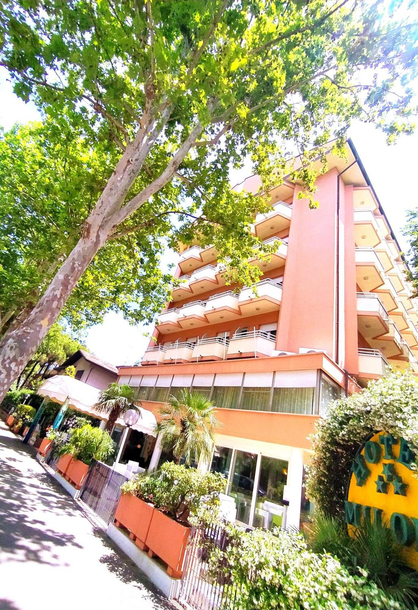 Hotel Milord Cesenatico Kültér fotó